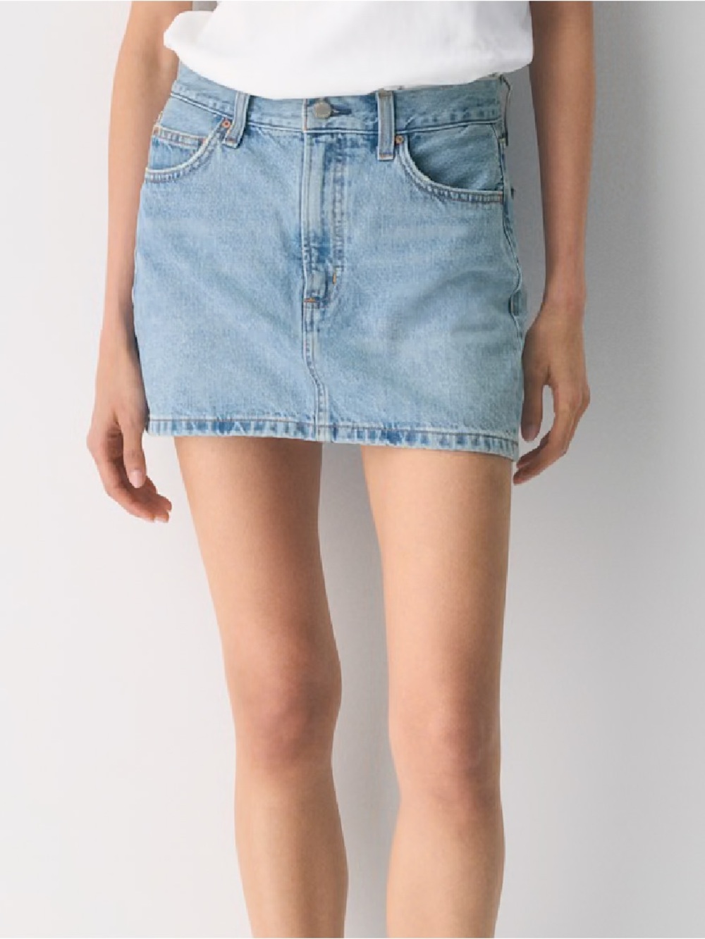 Aritzia Denim Forum The 90’s Ricci Micro Denim Skirt